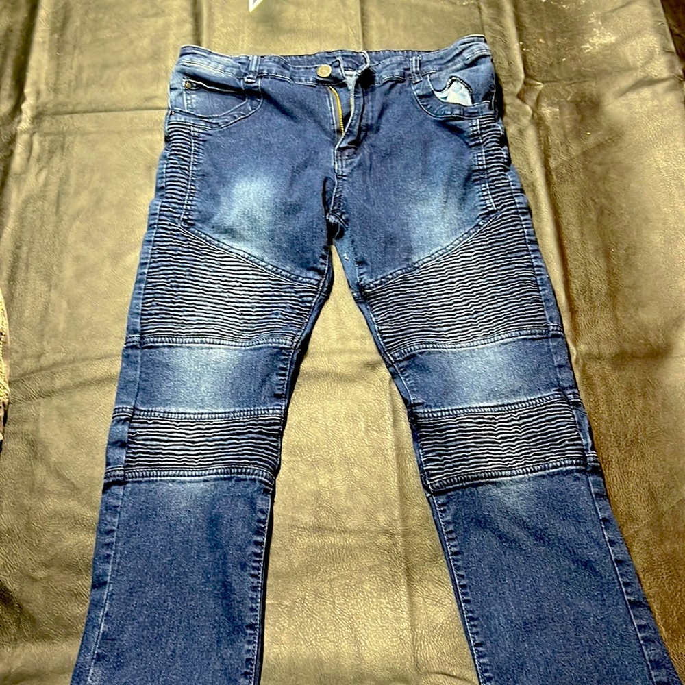 Basic Dark Blue Jeans - image 1